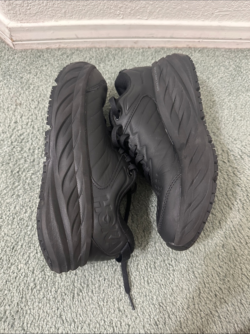 Hoka Bondi SR Slip Resistant Work Shoes Triple Black Leather Womens 9.5 - Picture 4 of 7
